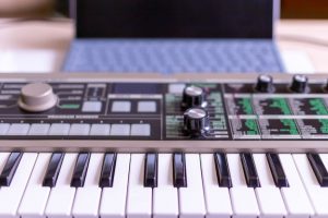 シンセサイザーとPC