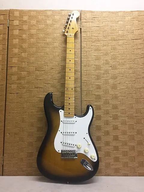 神奈川県 横浜市 都築区にて フェンダー/Fender Japan エレキギター ストラトキャスター を出張買取しました