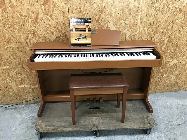 ヤマハ 88鍵盤 Clavinova 電子ピアノ CLP-320C 椅子付き