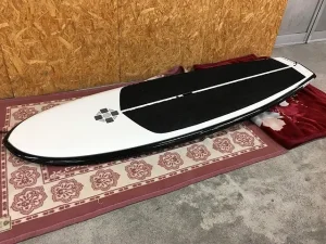 神奈川県 大和市にて ICON RUSH SUP ボード 9’0 RAIL CARBON 153L を店頭買取しました