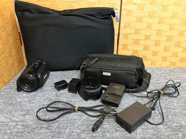 東京都 稲城市にて ビデオカメラ キャノン iVIS HF G10 を出張買取しました