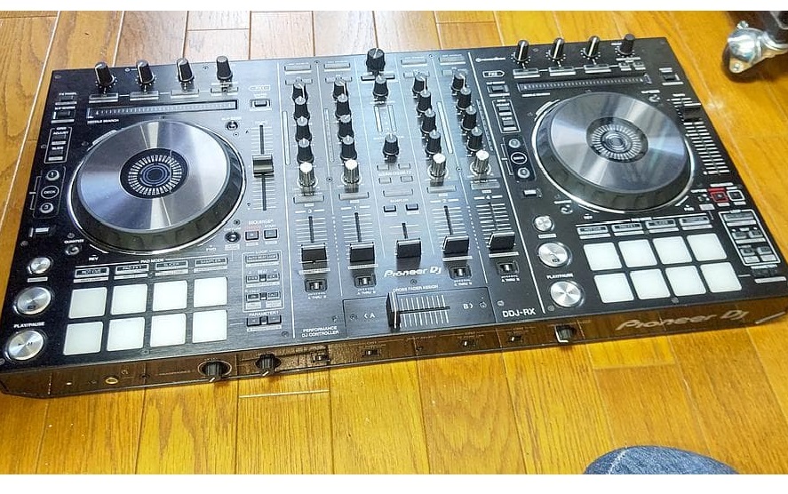 東京都 府中市にて Pioneer DJコントローラー DDJ-RX 2017年製 を出張買取しました