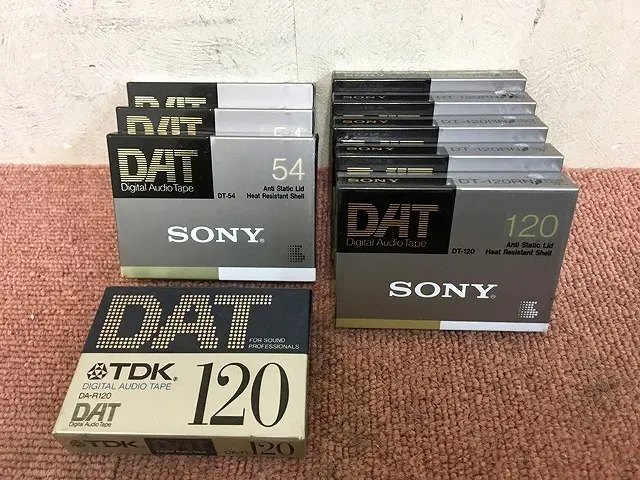 東京都 世田谷区にて 未開封 DATテープ 9本まとめ SONY TDK を店頭買取しました