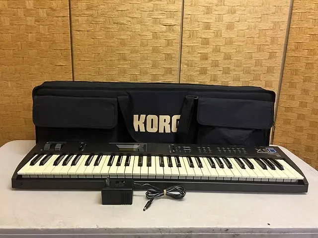 東京都 多摩市にて KORG/コルグ キーボード シンセサイザー X5D 61鍵盤 を出張買取しました
