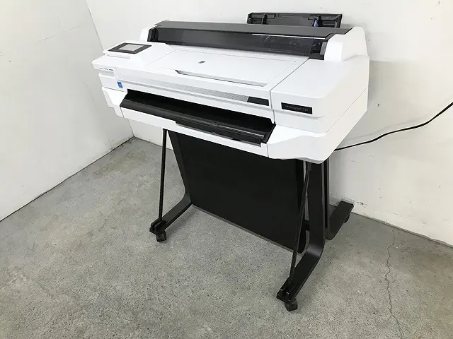 東京都 千代田区にて HP DesignJet A1 プロッター 大判プリンター HP-T530 2019年製 を出張買取しました
