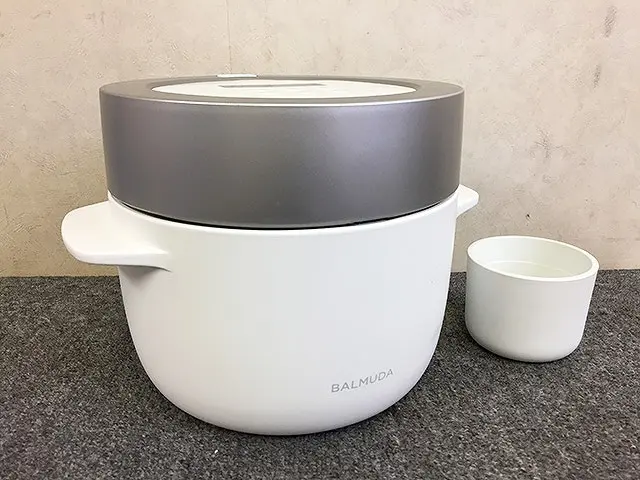 東京都 世田谷区にて BALMUDA/バルミューダ 0.54L 炊飯器 K03A-WH を出張買取しました