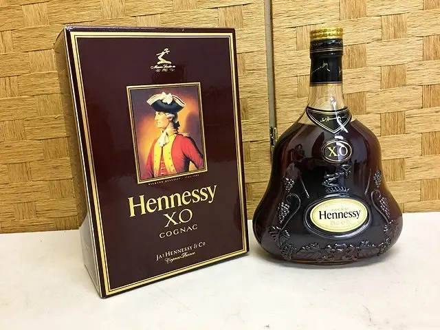 未開栓 Hennessy/ヘネシー XO コニャック 700ml 金キャップ