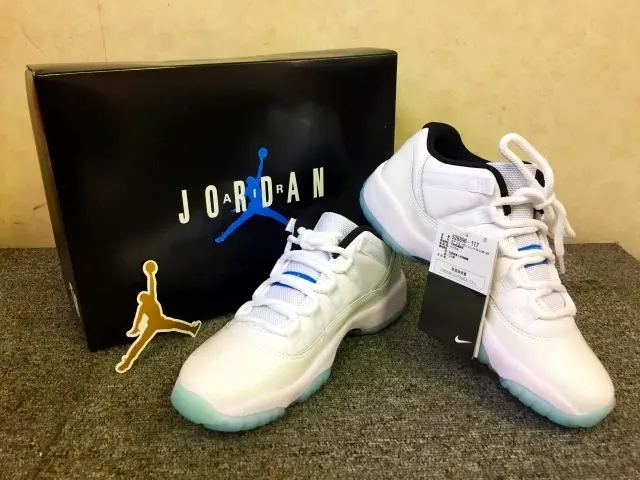 神奈川県 大和市にて NIKE AIR JORDAN スニーカー 11 RETRO LOW 未使用 を出張買取しました