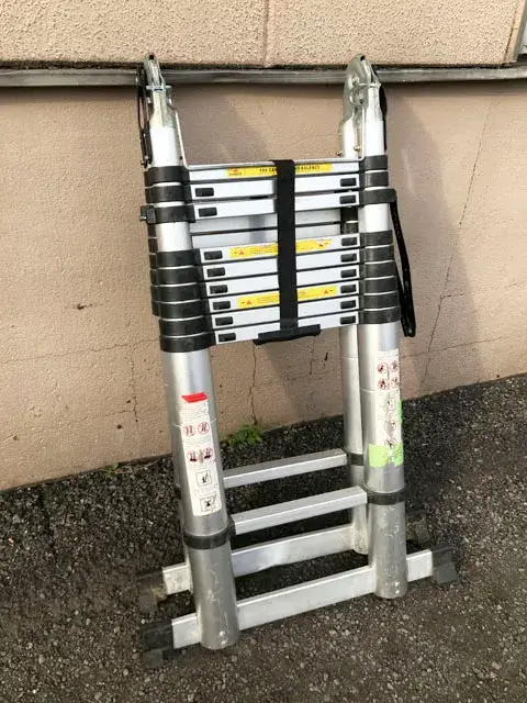 東京都 品川区にて 伸縮はしご キャスター付き を出張買取しました