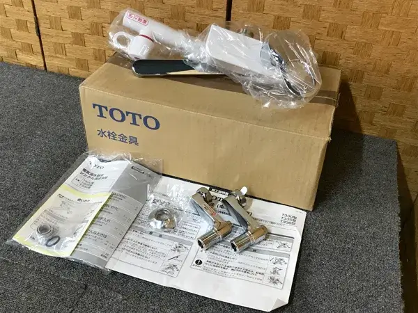 T335DR TOTO先止め式壁付飲シングル混合水栓 未使用