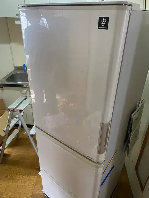 東京都 日野市にて  SHARP 冷蔵庫 SJ-PW35C-C 2017を出張買取しました
