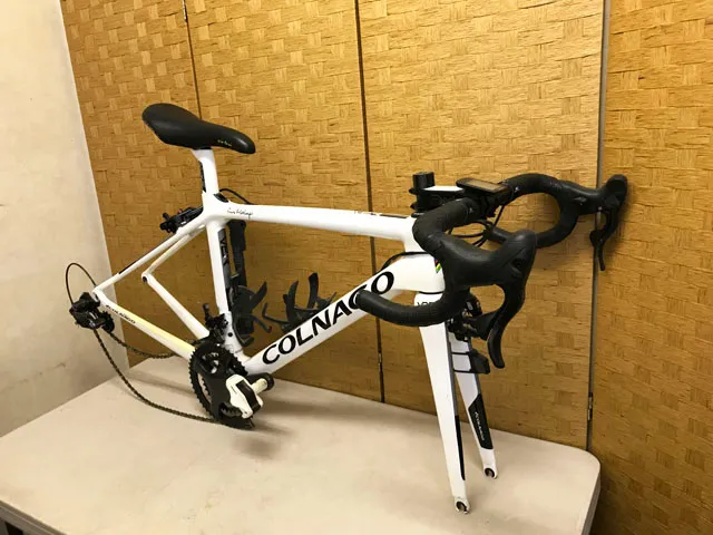 東京都 世田谷区にて COLNAGO ロードバイク カーボン V2R を出張買取しました