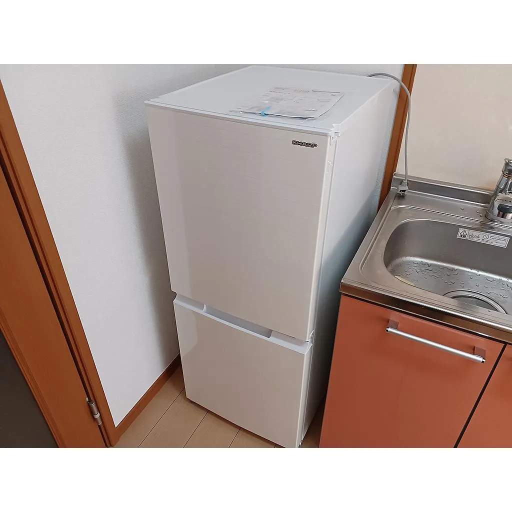 東京都 八王子市にて 冷蔵庫 シャープ SJ-D15H 2022 使用半年 を出張買取しました