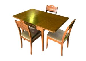 町田市にて ダイニングセット を含む遺品整理と出張買取をおこないました