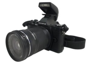 大田区にて OLYMPUS OM-D E-M5 ミラーレス一眼カメラを出張買取しました