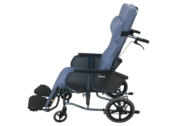 横浜市青葉区にて 松永製作所のフルリクライニング車いす エスコート FR-11Rを出張買取しました
