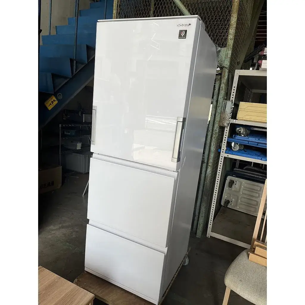 神奈川県 横浜市にて 冷蔵庫 シャープ SJ-GW35H 2022 を出張買取しました