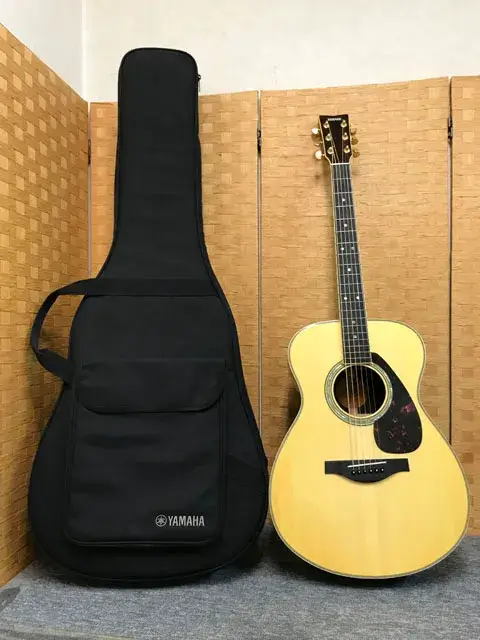 東京都 日野市にて アコースティックギター ヤマハ LS16 ARE ケース付き を出張買取しました