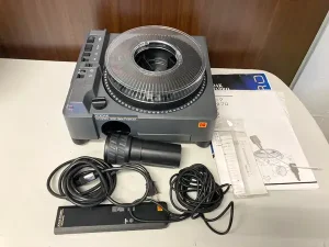 東京都 世田谷区にて KODAK プロジェクター 5000 Slide Projector を店頭買取しました