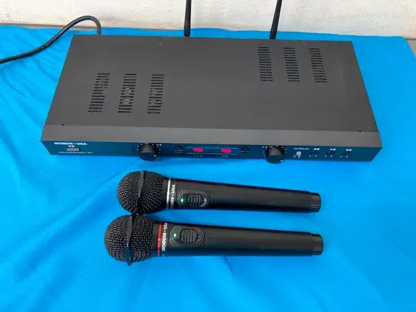 横浜市 神奈川区にて マイクレシーバー JOYSOUND×UGA WT-8700＋マイク を出張買取しました