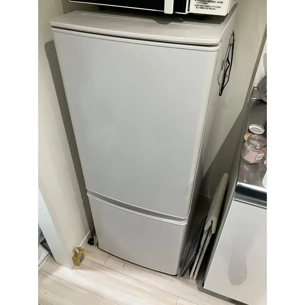 東京都 世田谷区にて 冷蔵庫 三菱 MR-P15F-W 2021 を出張買取しました