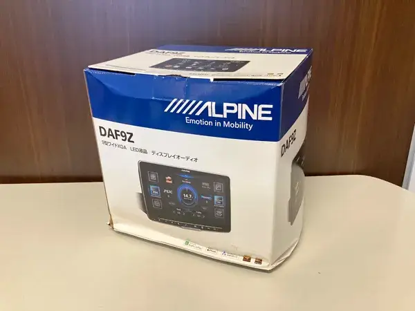 東京都 世田谷区にて ALPINE 9型 ディスプレイオーディオ DAF9Z を店頭買取しました