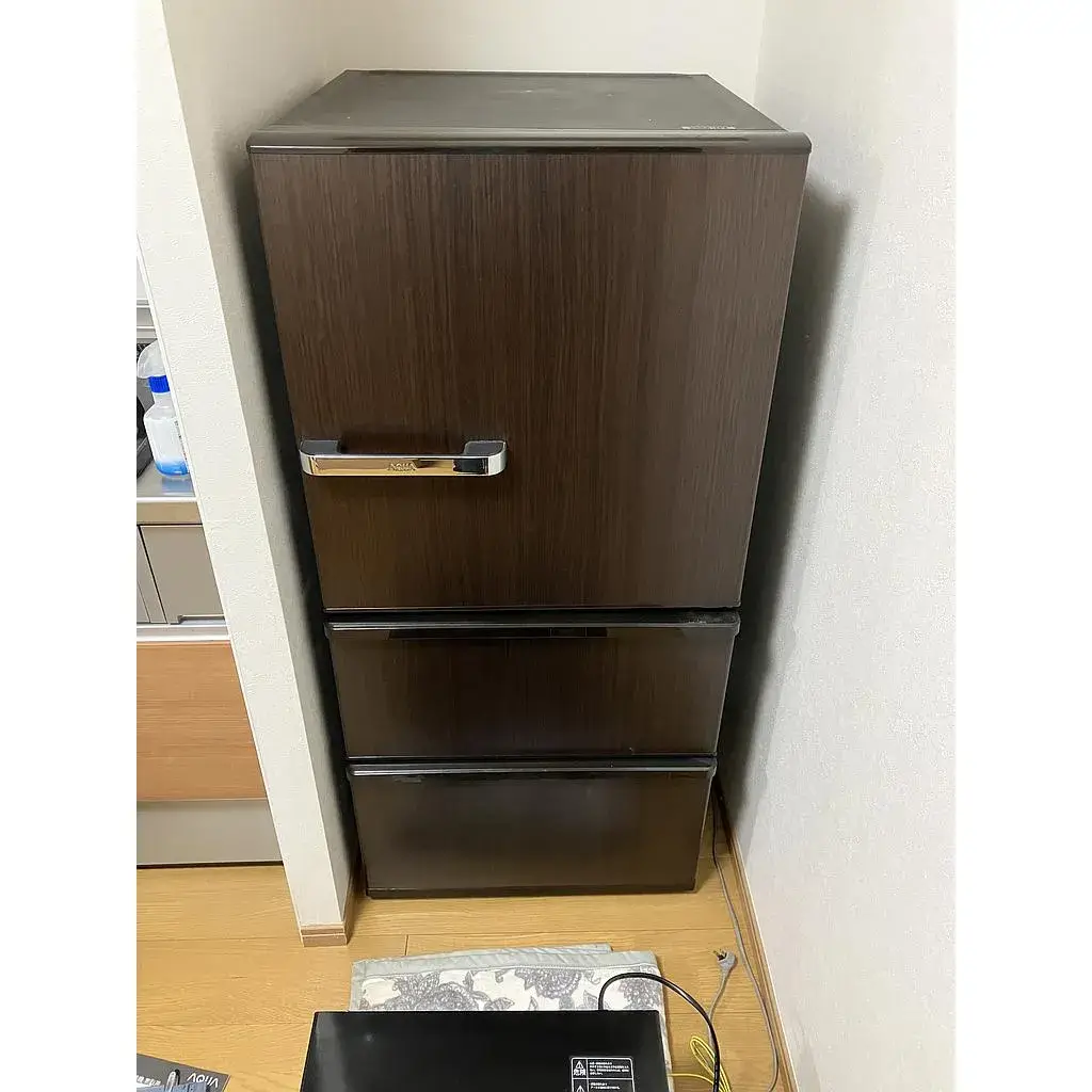 神奈川県 横浜市にて 冷蔵庫 AQUA AQR-SV24K 2020 を出張買取しました